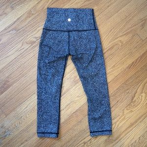 Lululemon High Rise Wunder Under Crops